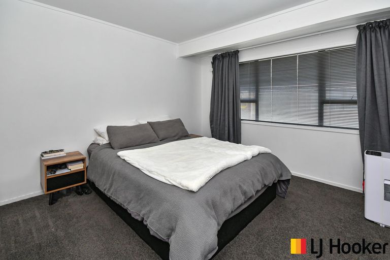 Photo of property in 2/2 Short Street, Papakura, 2110