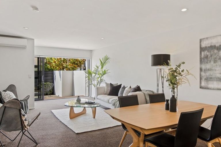 Photo of property in 107 Caledonian Road, St Albans, Christchurch, 8014