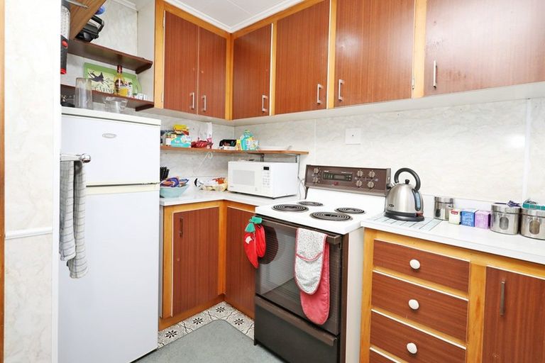 Photo of property in 38 Brown Street, Strathern, Invercargill, 9812