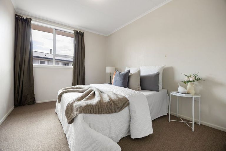 Photo of property in 22 Manapouri Place, Glenview, Hamilton, 3206