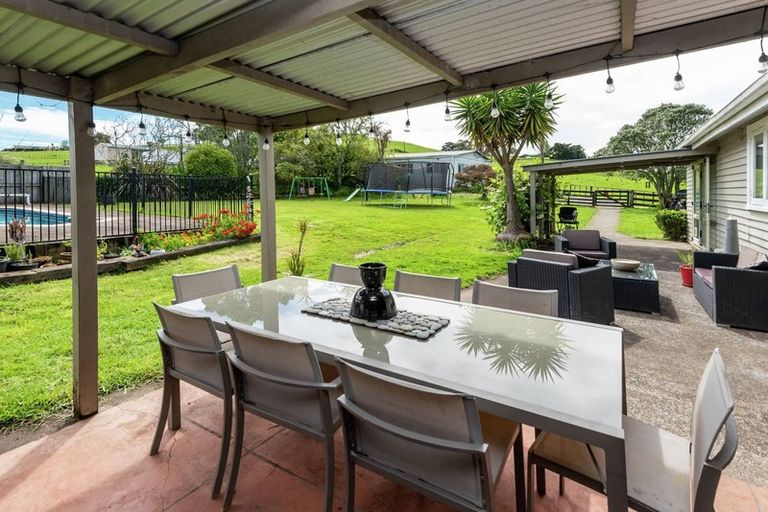 Photo of property in 731 Clevedon Kawakawa Road, Clevedon, Papakura, 2585