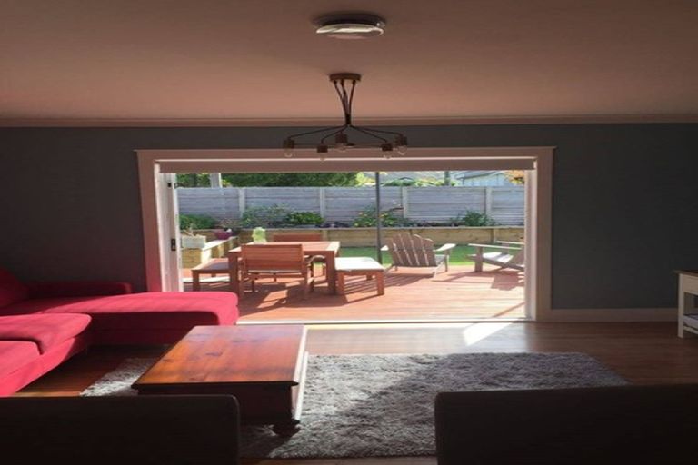 Photo of property in 7 Second Avenue, Avenues, Whangarei, 0110
