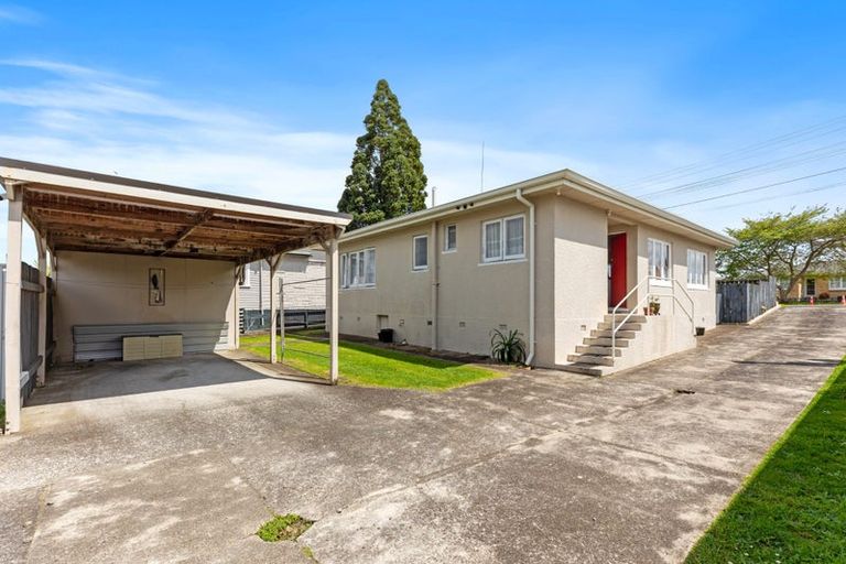 Photo of property in 12 Watling Street, Gate Pa, Tauranga, 3112