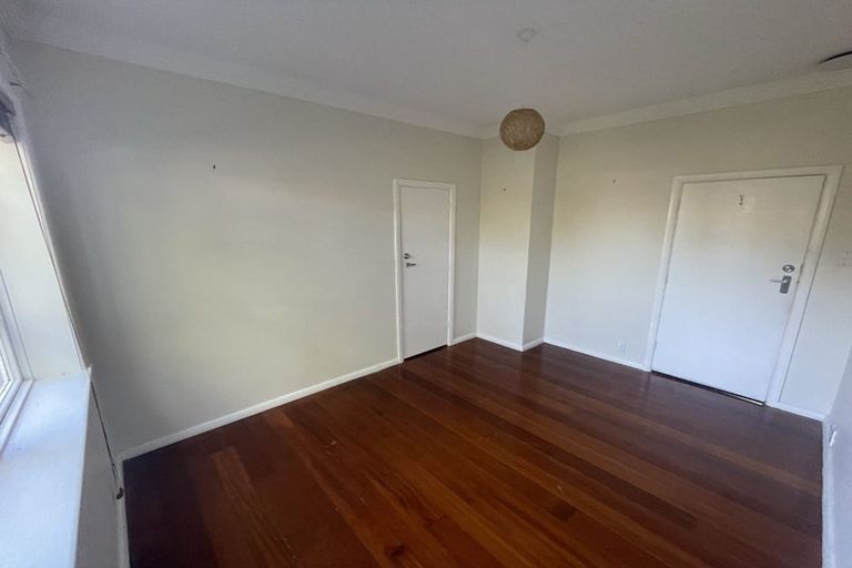 Photo of property in 923 High Street, Avalon, Lower Hutt, 5011