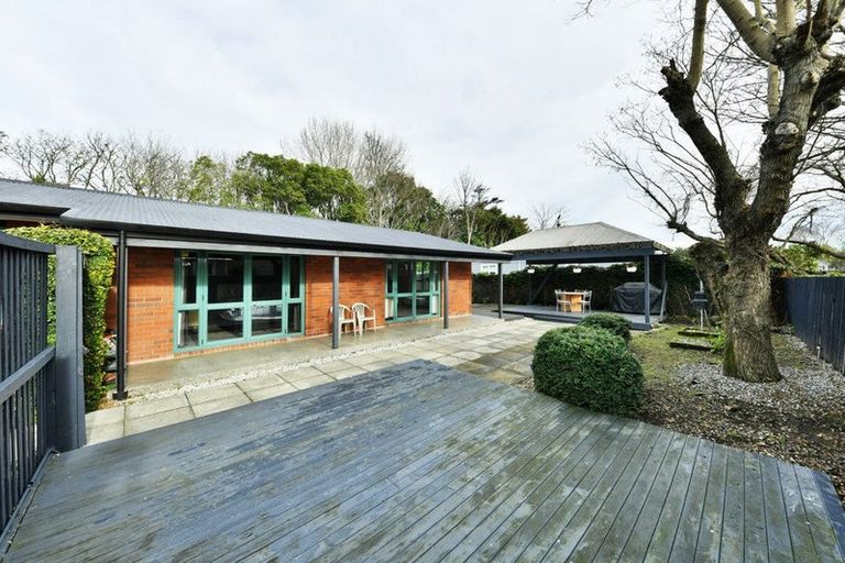 Photo of property in 34 Walpole Street, Waltham, Christchurch, 8023