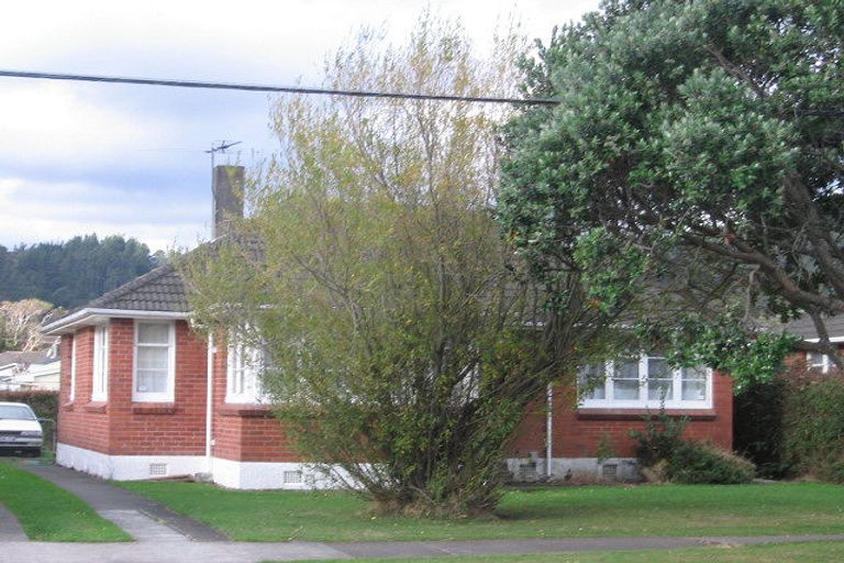 Photo of property in 80 Reynolds Street, Taita, Lower Hutt, 5011