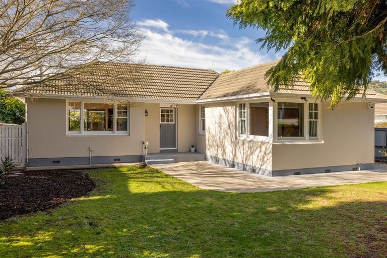 Photo of property in 9 Centaurus Road, Cashmere, Christchurch, 8022