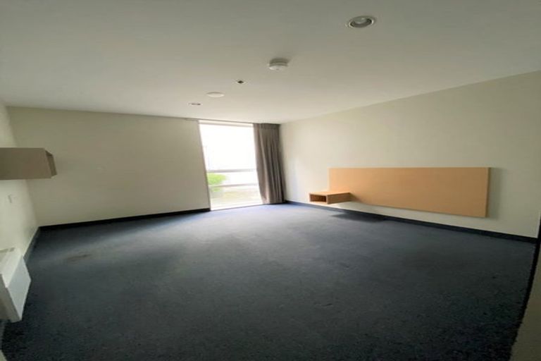 Photo of property in Hanson House, 2/27 Hanson Street, Mount Cook, Wellington, 6021