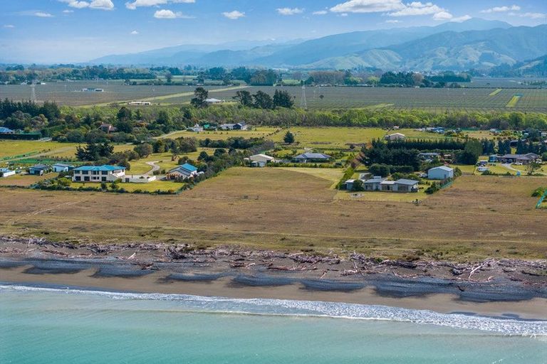 Photo of property in 32 Hinepango Drive, Rarangi, Blenheim, 7273