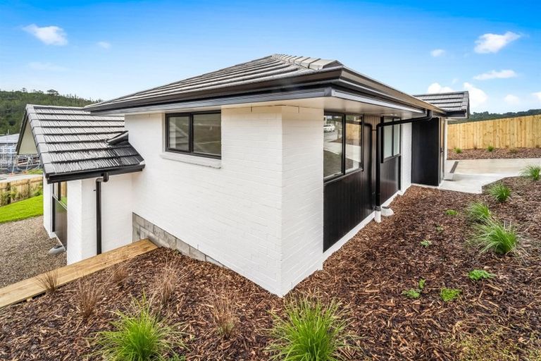 Photo of property in 46 Pacific Heights Road, Orewa, 0931