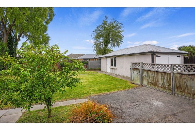Photo of property in 24 Esperance Street, St Albans, Christchurch, 8052