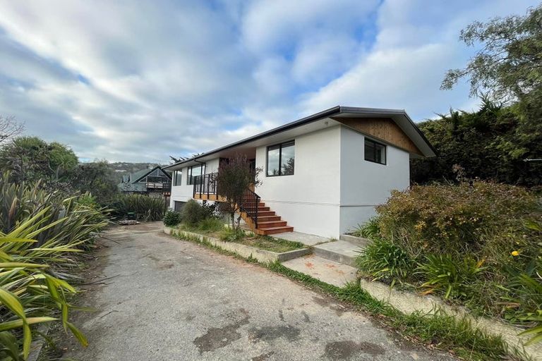 Photo of property in 49 Moncks Spur Road, Redcliffs, Christchurch, 8081