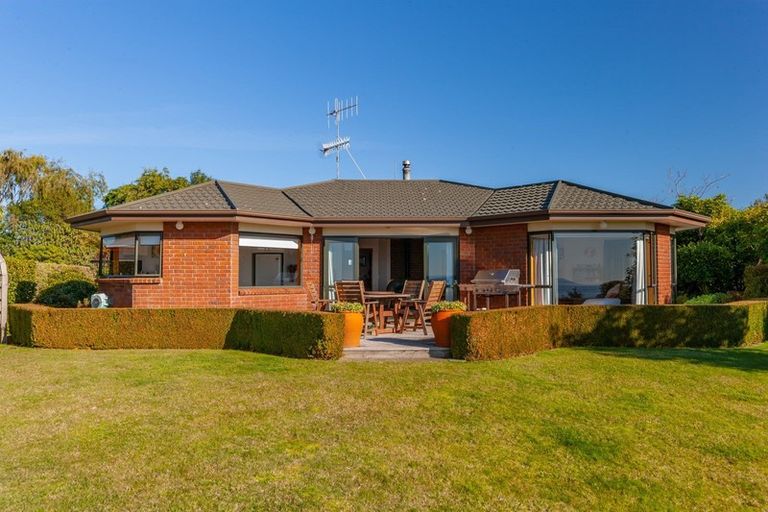 Photo of property in 24 Te Waaka Terrace, Kuratau, Turangi, 3381