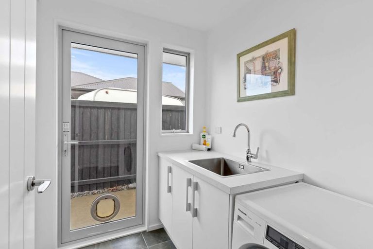 Photo of property in 32 Sutherland Drive, Kaiapoi, 7630