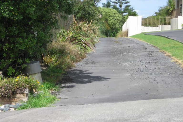 Photo of property in 38 Park Rise, Campbells Bay, Auckland, 0630