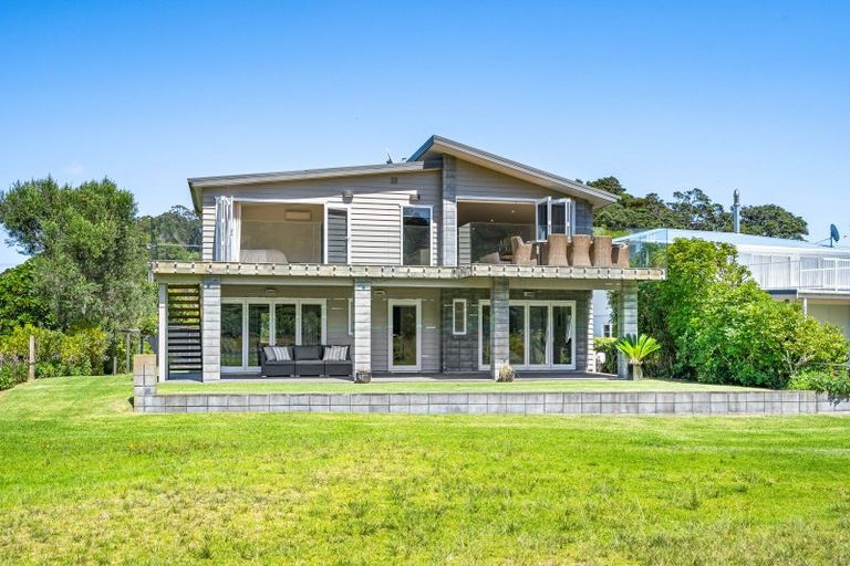 Photo of property in 878 Matapouri Road, Matapouri, Whangarei, 0173