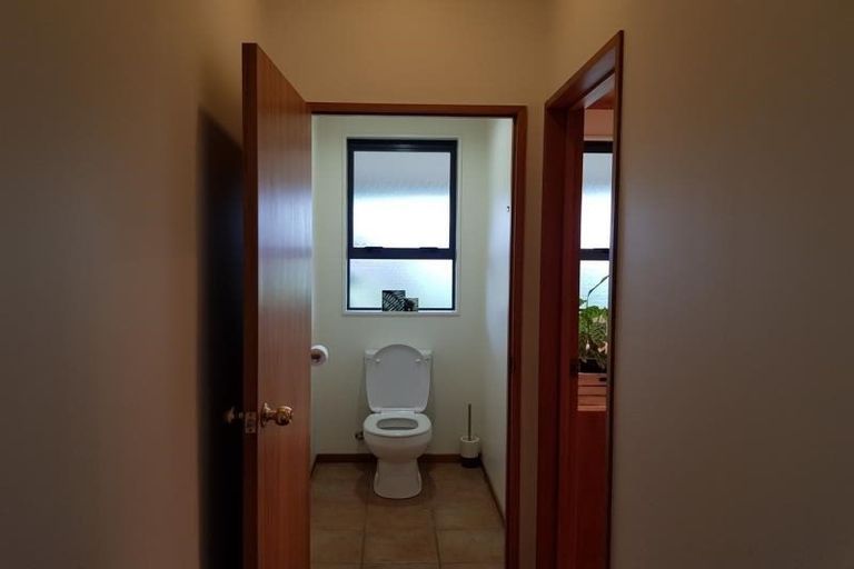 Photo of property in 1475 State Highway 16, Waimauku, 0883