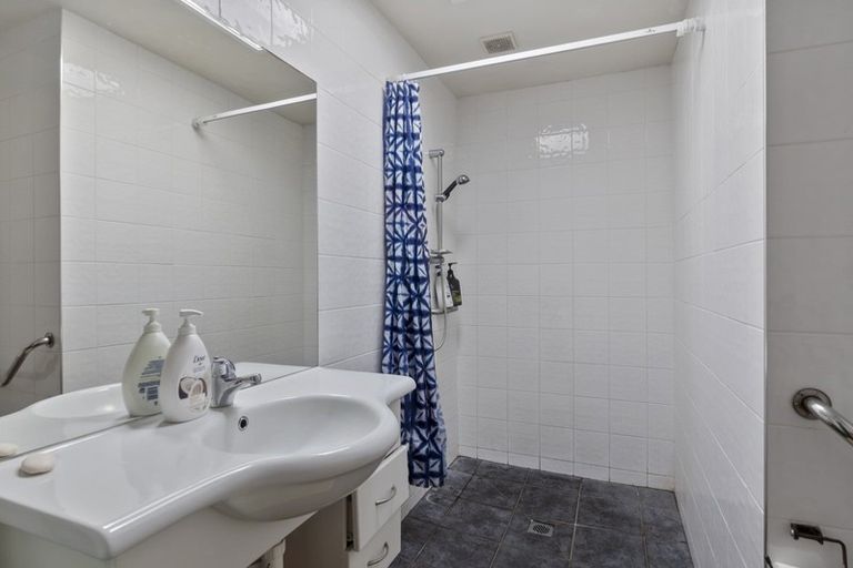 Photo of property in 8/201 Massey Street, Frankton, Hamilton, 3204