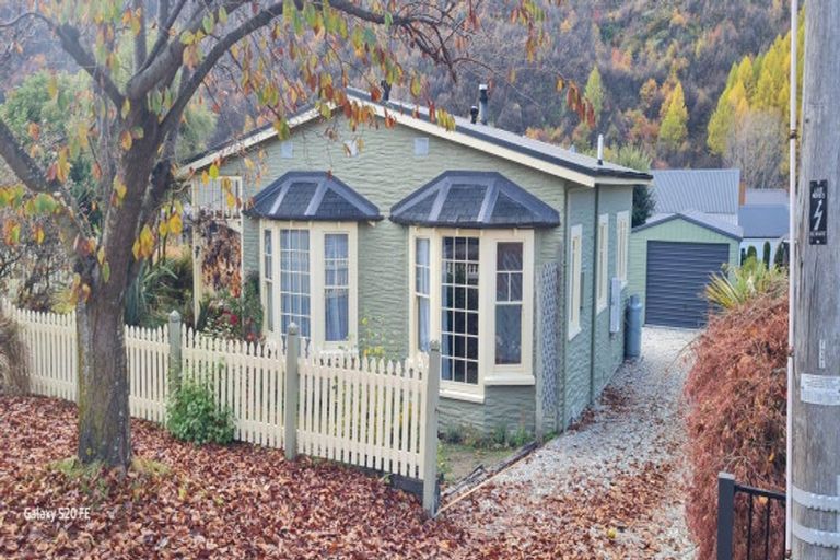 Photo of property in 55 Devon Street, Arrowtown, 9302