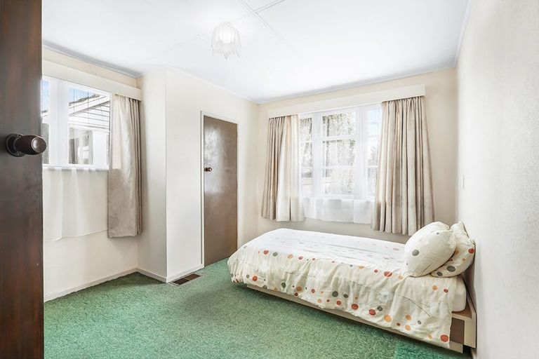 Photo of property in 1070 Heaphy Terrace, Fairfield, Hamilton, 3214