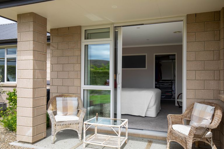 Photo of property in 4 Houlahan Street, Clyde, 9330