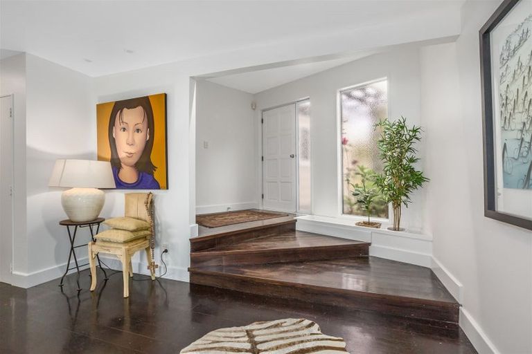 Photo of property in 75 Mercury Way, Whitby, Porirua, 5024