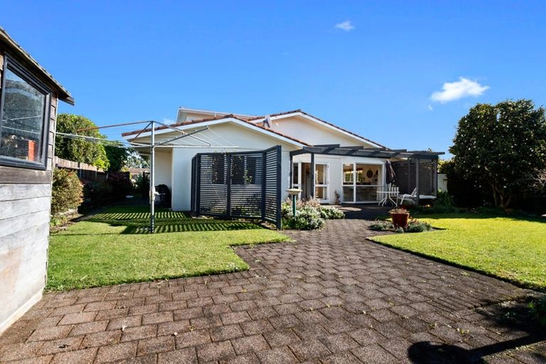 Photo of property in 158 Heta Road, Highlands Park, New Plymouth, 4312