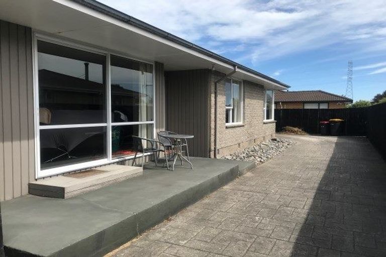 Photo of property in 2/19 Cunningham Place, Halswell, Christchurch, 8025