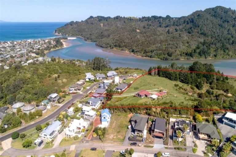 Photo of property in 409 The Drive, Whangamata, 3620