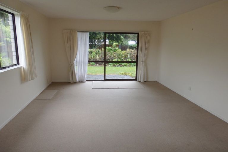 Photo of property in 60a Moore Street, Leamington, Cambridge, 3432