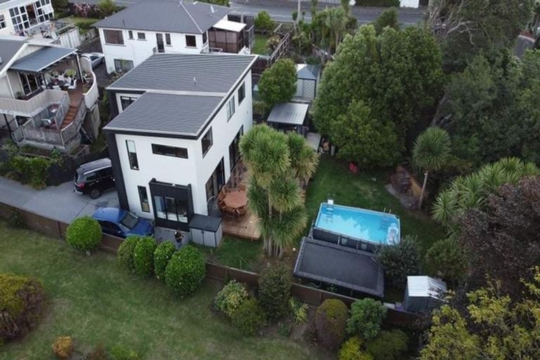 Photo of property in 32a Aubrey Street, New Plymouth, 4310