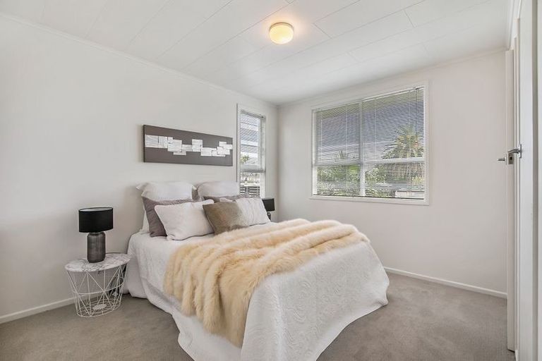 Photo of property in 2/30 Imrie Avenue, Mangere, Auckland, 2022