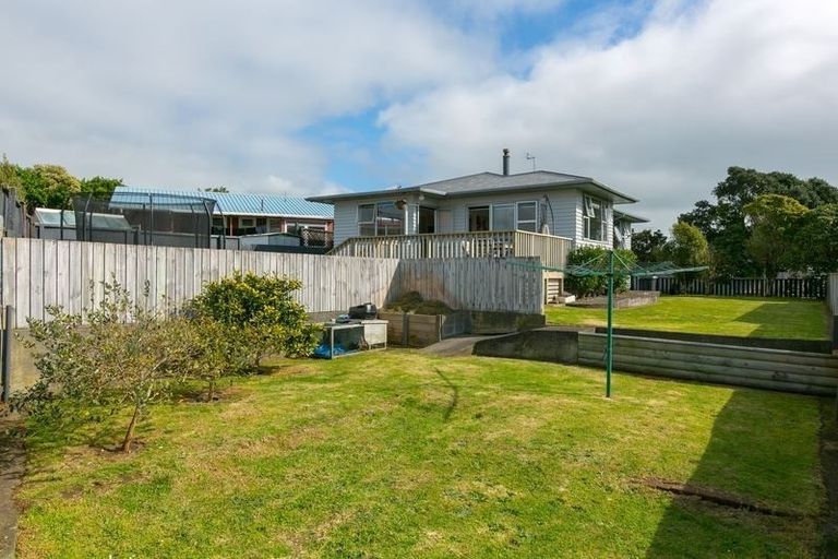 Photo of property in 52 Rosendale Avenue, Spotswood, New Plymouth, 4310