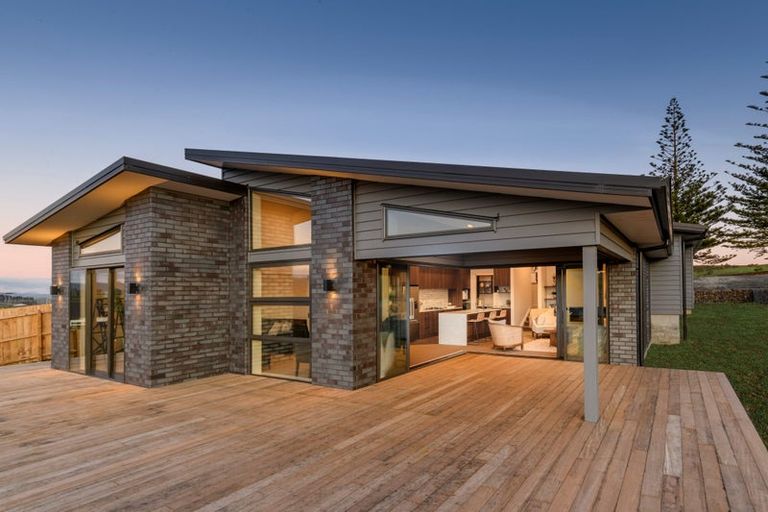 Photo of property in 42 Hitchen Road, Pokeno, 2402