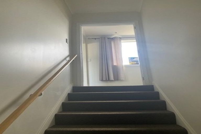 Photo of property in 4 Eatwell Avenue, Paraparaumu Beach, Paraparaumu, 5032