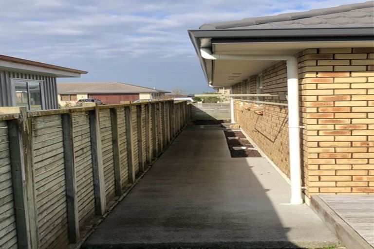 Photo of property in 18 Benner Drive, Ngatea, 3503