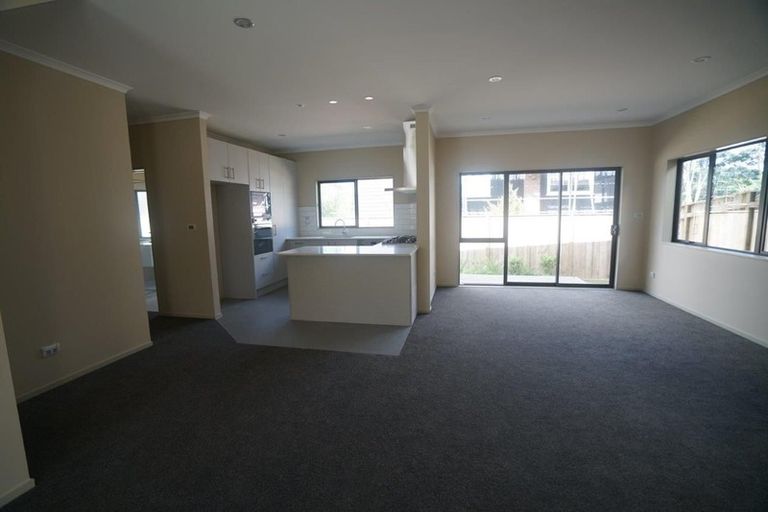Photo of property in 6 Uruhau Close, Torbay, Auckland, 0630