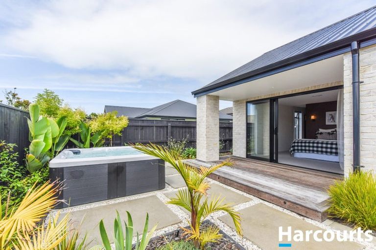 Photo of property in 5 Safre Place, Mapua, 7005