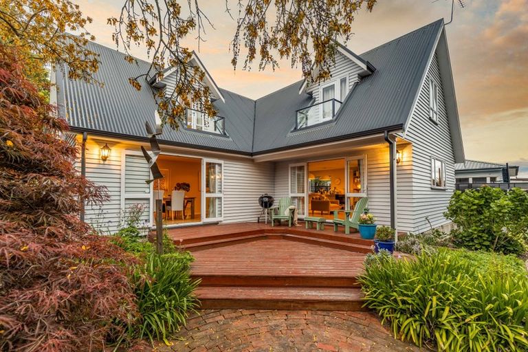 Photo of property in 21 Condell Avenue, Papanui, Christchurch, 8053