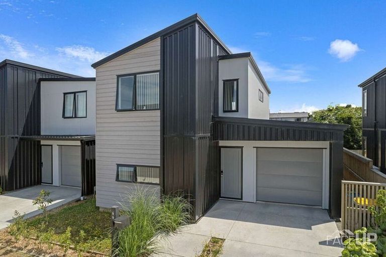 Photo of property in 66 Jacks Landing Drive, Hamilton Lake, Hamilton, 3204