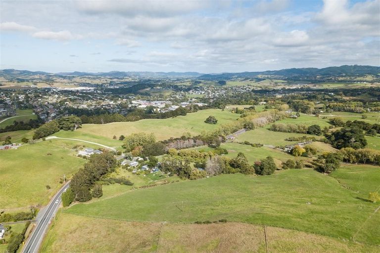 Photo of property in 325 Sandspit Road, Warkworth, 0982