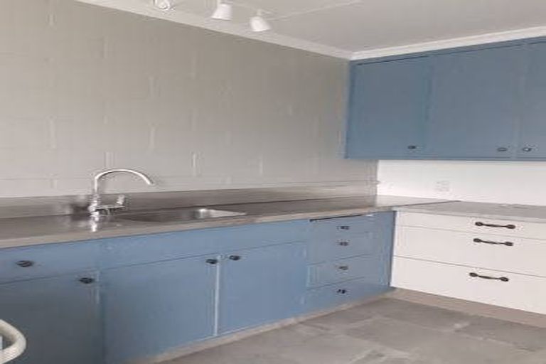 Photo of property in 5/6 Russell Street, Feilding, 4702