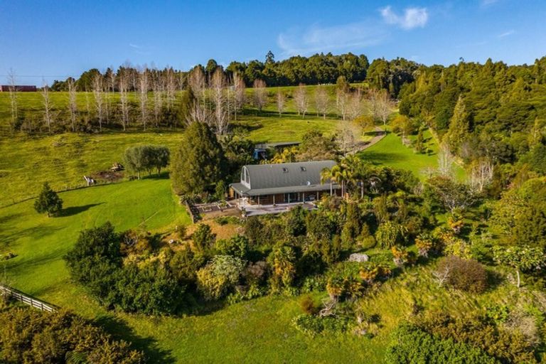 Photo of property in 1084 Pungaere Road, Waipapa, Kerikeri, 0295