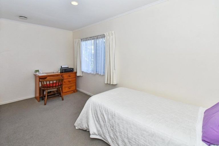 Photo of property in 2/16 Nogat Avenue, Papatoetoe, Auckland, 2024