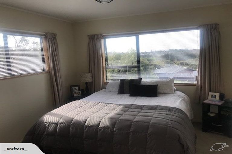 Photo of property in 2/15 Witheford Drive, Bayview, Auckland, 0629