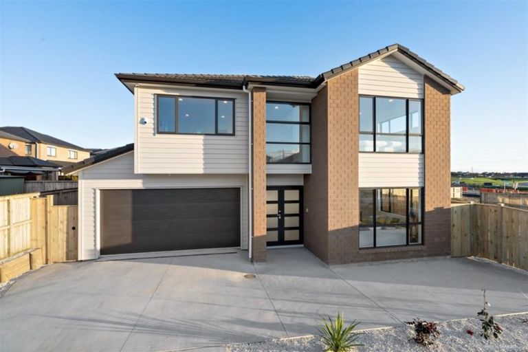 Photo of property in 30 Beltany Drive, Flat Bush, Auckland, 2019