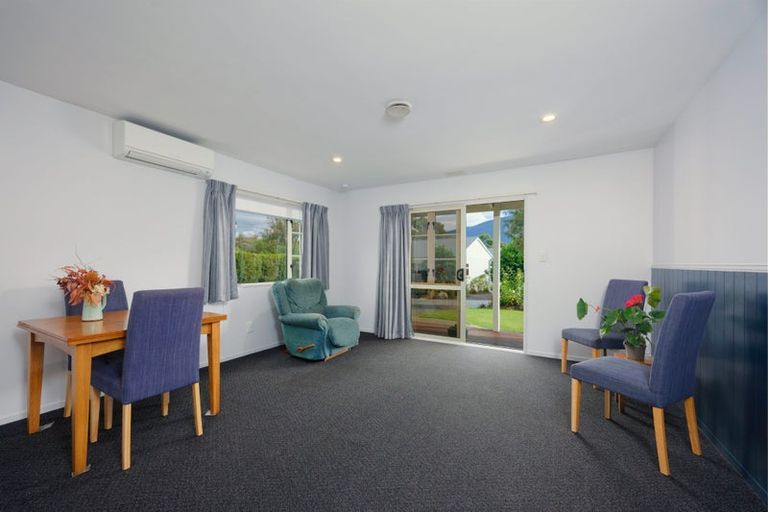 Photo of property in 2/7 Old Beach Road, Kaikoura Flat, Kaikoura, 7371