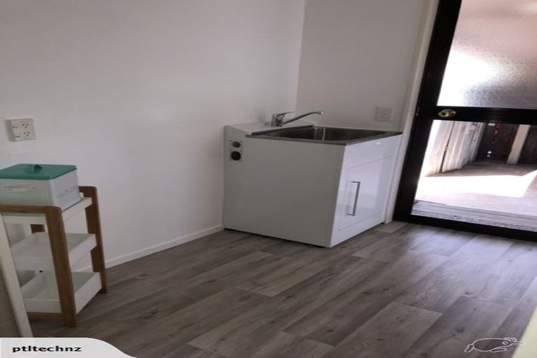 Photo of property in 15a Dalwood Grove, Highbury, Palmerston North, 4412