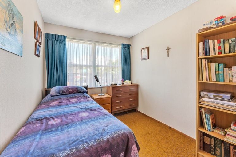 Photo of property in 5 Janine Place, Bucklands Beach, Auckland, 2014