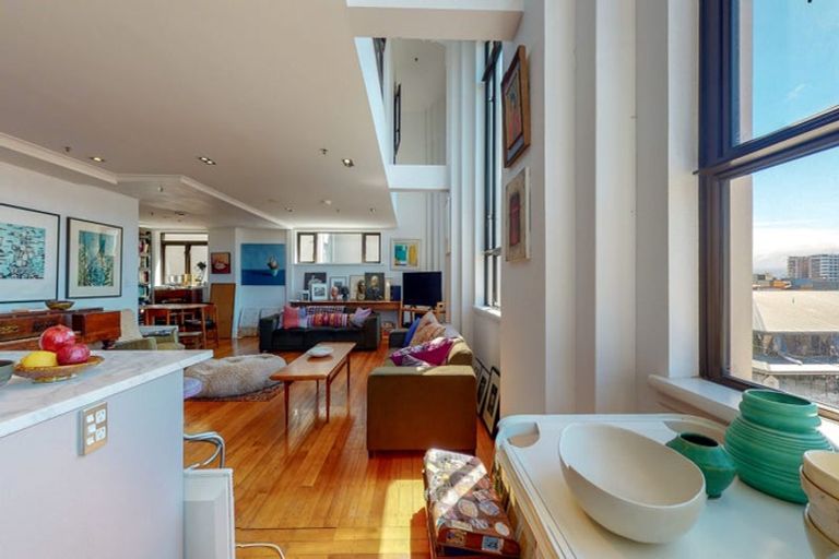 Photo of property in Augusta Apartments, 17/254 Willis Street, Te Aro, Wellington, 6011